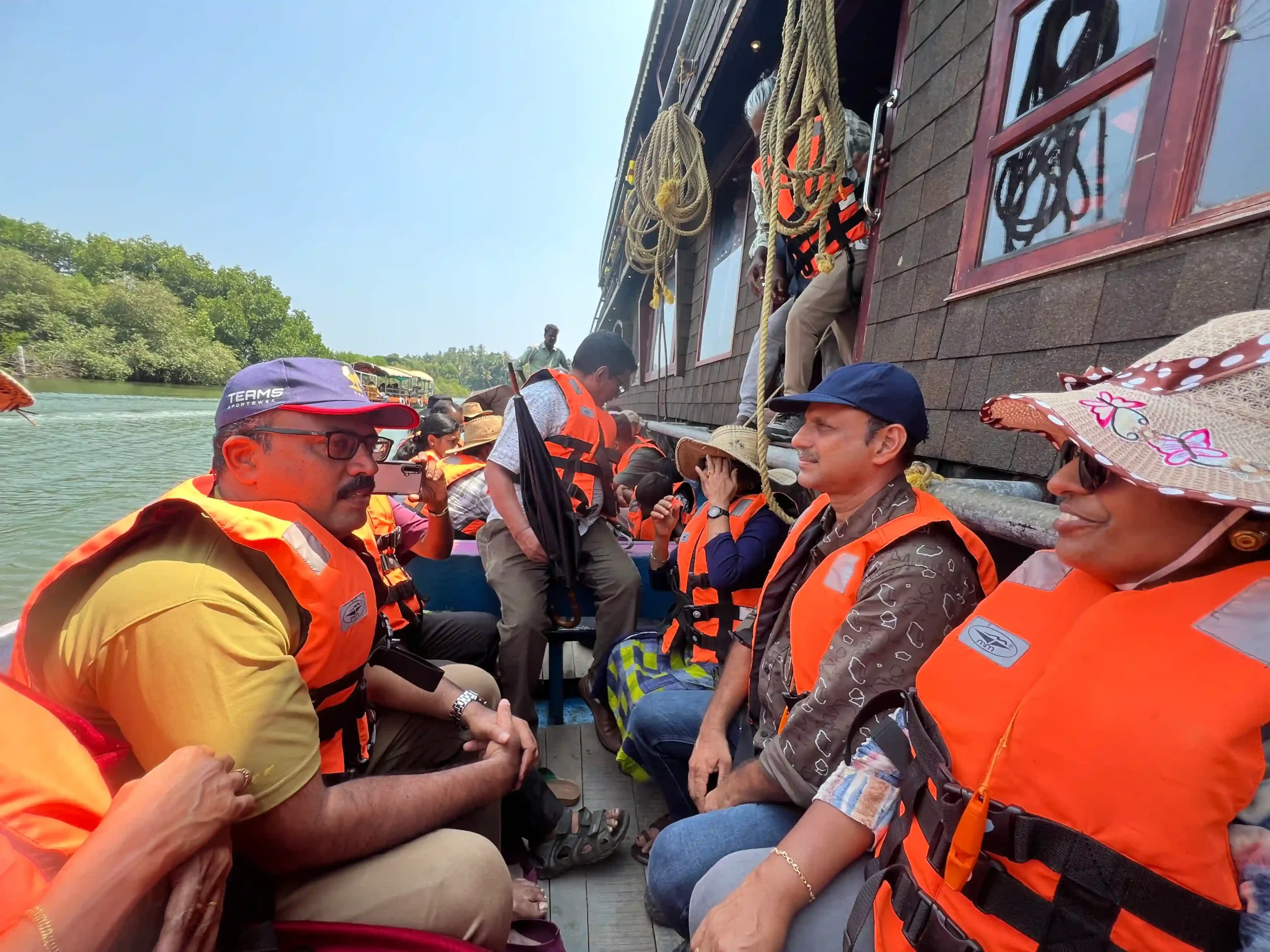 ANTS members chatting on the boat ride